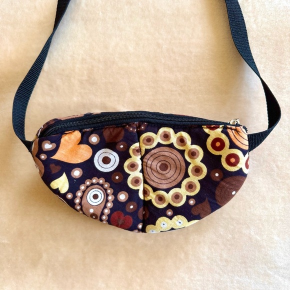 One-of-a-Kind Quilted Waist Bag - Picture 3 of 3